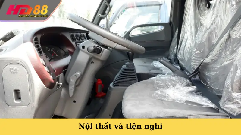 Nội thất và tiện nghi